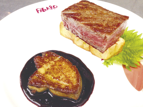 牛フィレ肉とフォアグラのロッシーニ_355.jpg